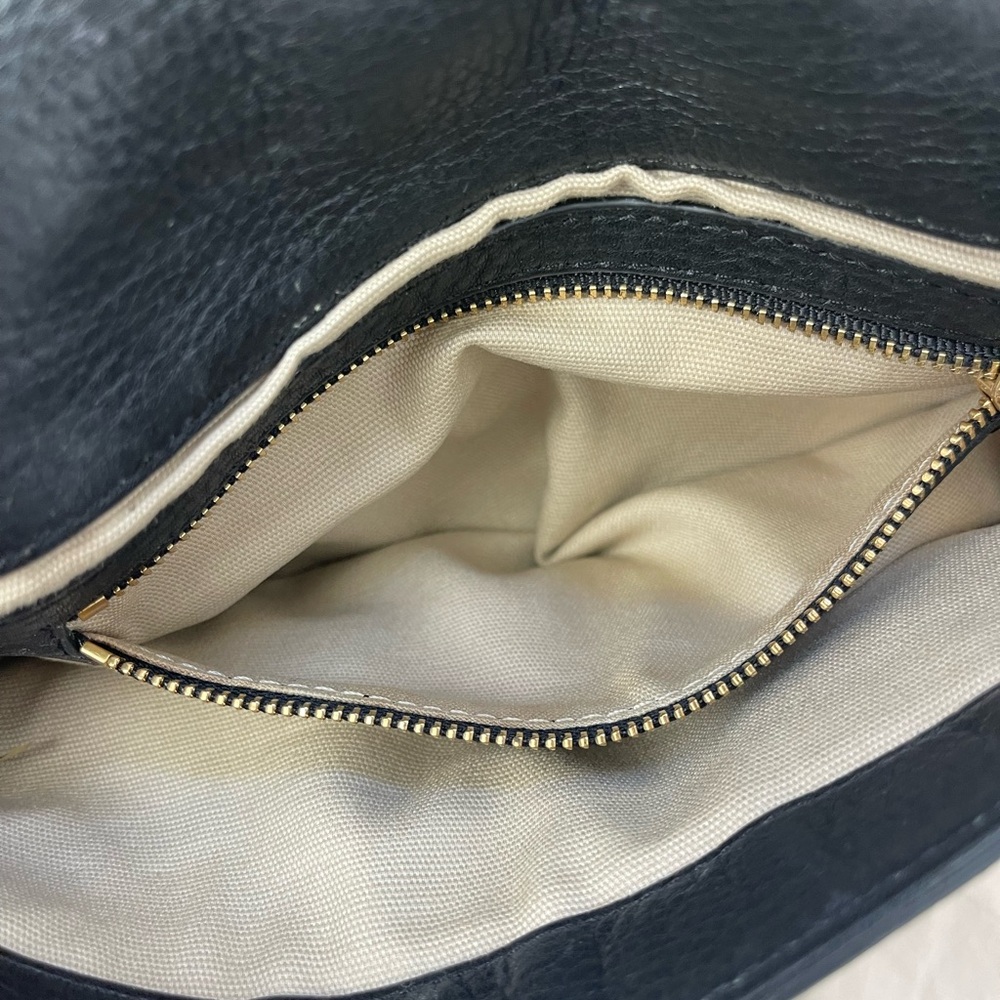 Tory Burch black Reva leather clutch in great preowned condition - Picture 8 of 8